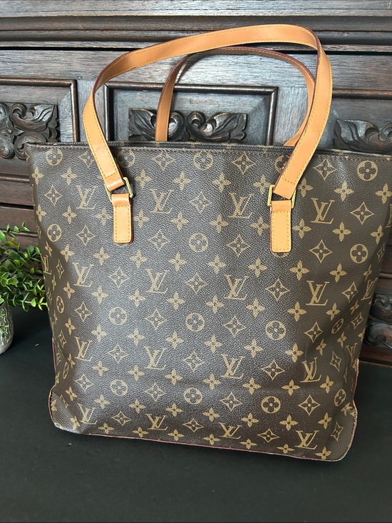 Beautiful Bag Other - Beautiful Tote in Brown with Tan Straps